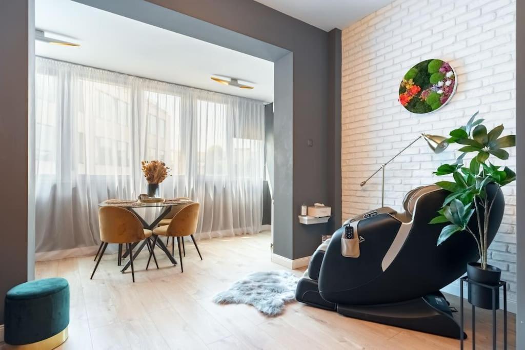 Intercontinental Apart - Massage Terrace Fireplace Bukareszt Zewnętrze zdjęcie